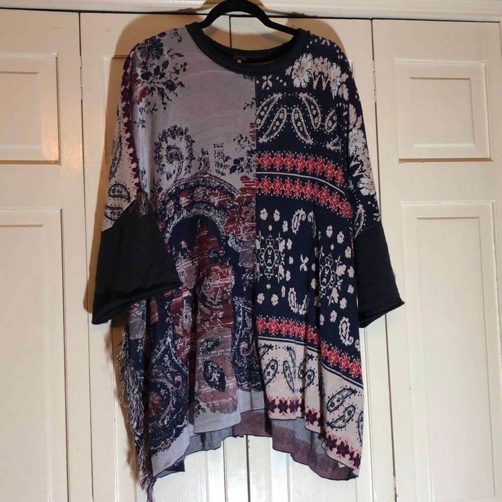 Free People BoHo Hippie Oversized Sweater Whimsigoth Look fringe SZXS runs Lg R1